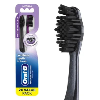 Oral-B 3D White Kömür Orta Sertlikte Diş Fırçası 2'li Paket