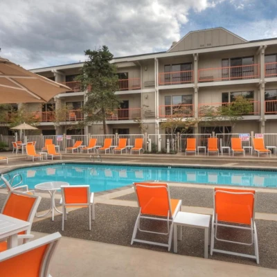 Thumbnail 18 of Ashland Hills Hotel & Suites